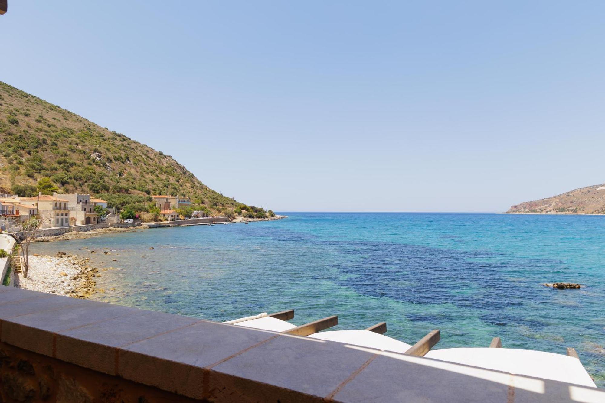 Sun Villa Neo Oitilo Exterior photo